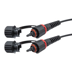 IP68 ODVA 兼容 MPO UPC 公头到 IP68 ODVA 兼容 MPO UPC 公头，12 芯光纤，OM4 5mm LSZH 户外级，5M 光缆组件